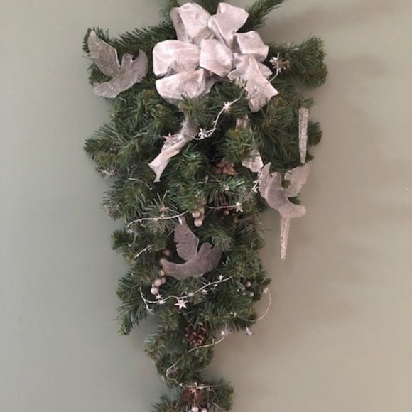 Tear Drop for front door - Picture 1 of 1